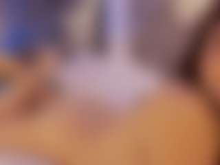 Renatta Cruz's Live Sex Cam Show