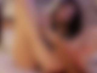 Live cam show with Renatta Cruz - Hairy on CamwithHer