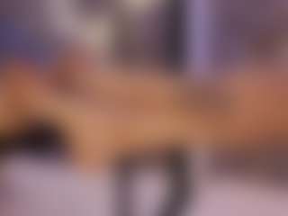 Renatta Cruz's Live Sex Cam Show