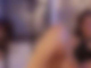 Renatta Cruz's Live Sex Cam Show