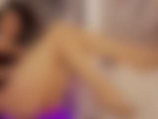 Renatta Cruz's Live Sex Cam Show
