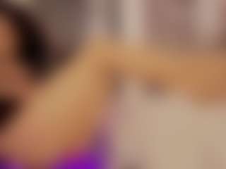 Renatta Cruz's Live Sex Cam Show
