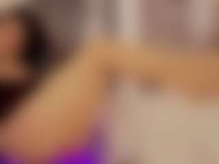 Renatta Cruz's Live Sex Cam Show