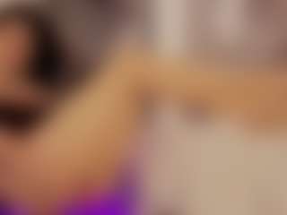 Renatta Cruz's Live Sex Cam Show