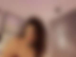 Renatta Cruz's Live Sex Cam Show