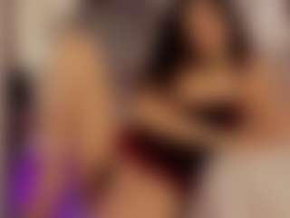 Live cam show with Renatta Cruz - Small Tits on Camsoda