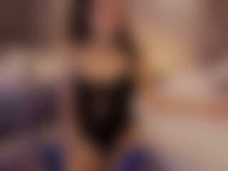 Renatta Cruz's Live Sex Cam Show