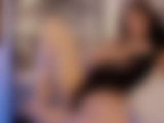 Renatta Cruz's Live Sex Cam Show