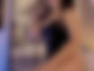 Renatta Cruz's Live Sex Cam Show