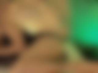 Renatta Cruz's Live Sex Cam Show