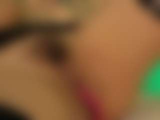 Renatta Cruz's Live Sex Cam Show