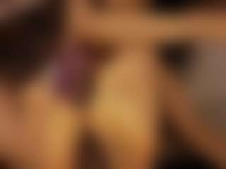 Renatta Cruz's Live Sex Cam Show
