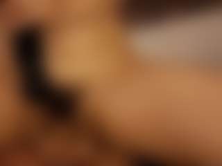 Renatta Cruz's Live Sex Cam Show
