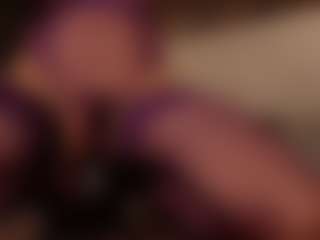 Renatta Cruz's Live Sex Cam Show