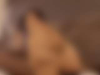 Live cam show with Renatta Cruz - Control on Camsoda
