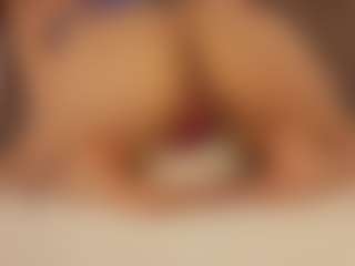Live cam show with Renatta Cruz - Anal Brown Hair on Camsoda