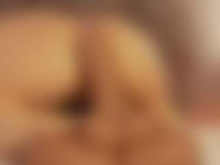 Renatta Cruz's Live Sex Cam Show