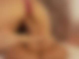 Renatta Cruz's Live Sex Cam Show