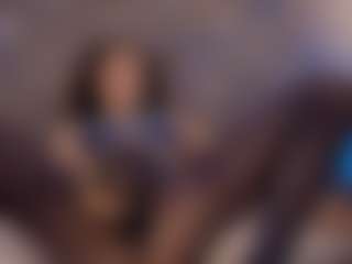 Renatta Cruz's Live Sex Cam Show