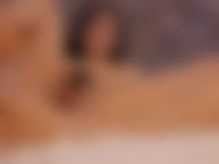 Renatta Cruz's Live Sex Cam Show