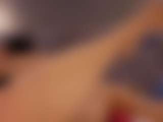 Renatta Cruz's Live Sex Cam Show