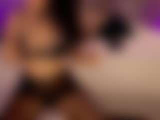 Live cam show with Renatta Cruz - Tease Latina on Camsoda | colombia