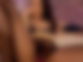 Renatta Cruz's Live Sex Cam Show