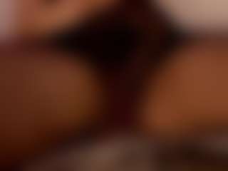 Renatta Cruz's Live Sex Cam Show
