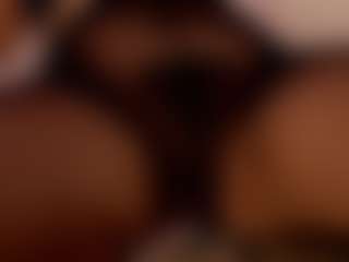 Renatta Cruz's Live Sex Cam Show