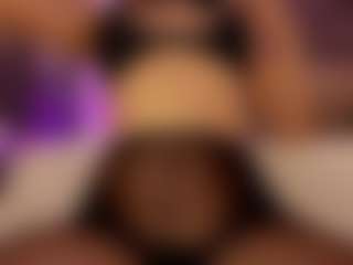 Live cam show with Renatta Cruz - Dirty Talk on Camsoda