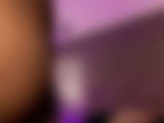 Live cam show with Renatta Cruz - Anal Brown Hair on Camsoda