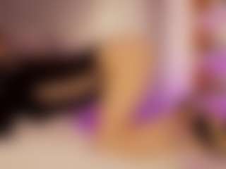 Renatta Cruz's Live Sex Cam Show