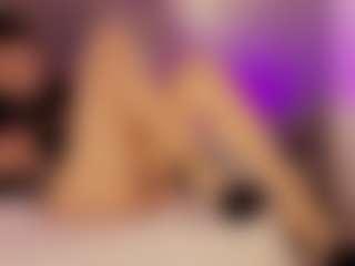 Renatta Cruz's Live Sex Cam Show