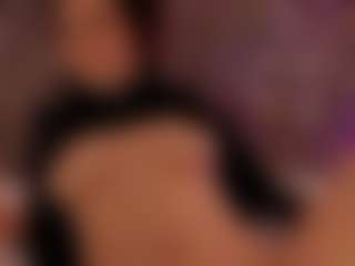 Renatta Cruz's Live Sex Cam Show
