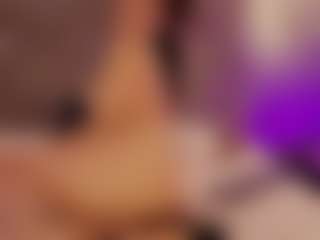 Renatta Cruz's Live Sex Cam Show