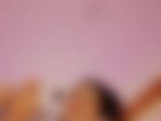 Renatta Cruz's Live Sex Cam Show
