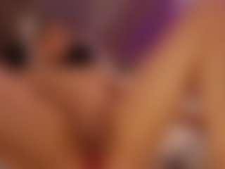 Renatta Cruz's Live Sex Cam Show