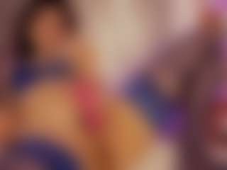 Live cam show with Renatta Cruz - Hairy Pussy on CamSodaAdn