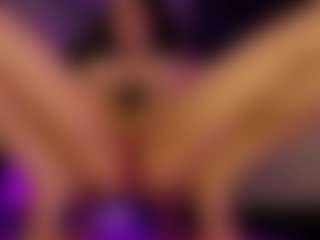 Renatta Cruz's Live Sex Cam Show