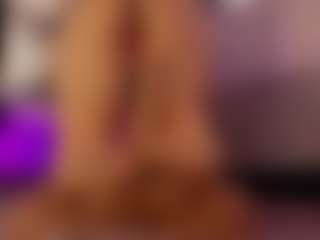 Renatta Cruz's Live Sex Cam Show