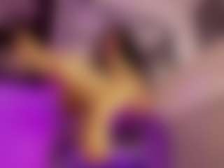 Renatta Cruz's Live Sex Cam Show