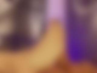 Renatta Cruz's Live Sex Cam Show