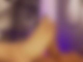 Renatta Cruz's Live Sex Cam Show