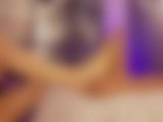 Renatta Cruz's Live Sex Cam Show