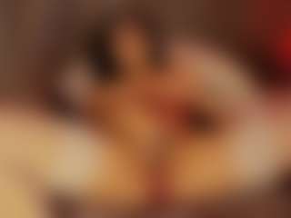 Live cam show with Renatta Cruz - Hairy Pussy Brown Hair on Camsoda