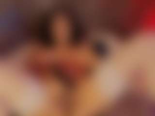 Renatta Cruz's Live Sex Cam Show