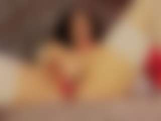 Renatta Cruz's Live Sex Cam Show
