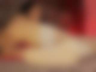Renatta Cruz's Live Sex Cam Show