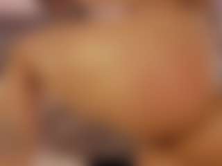 Renatta Cruz's Live Sex Cam Show