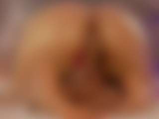 Renatta Cruz's Live Sex Cam Show